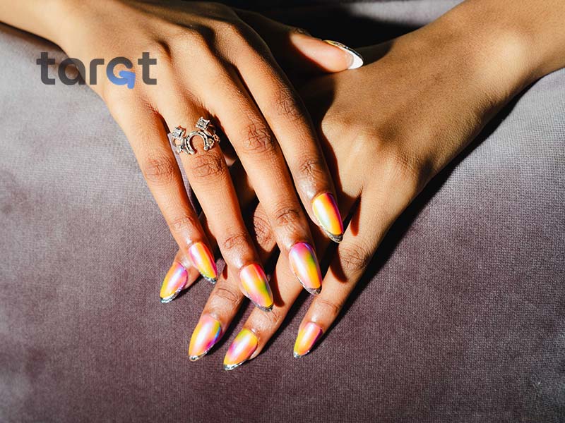 ارائه تخفیف ویژه برای اولین جلسه کاشت ناخن